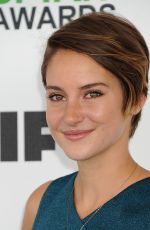 SHAILENE  WOODLEY at 2014 Film Independent Spirit Awards in Santa Monica