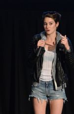 SHAILENE WOODLEY at Divergent Private Screening in Thousand Oaks