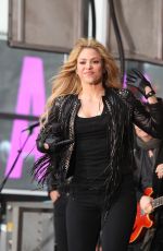 SHAKIRA Performs at Today Show in New York
