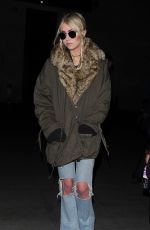 TAYLOR MOMMSEN Arrives at BBC Radio 1 Studios in London