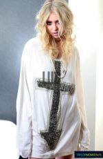 TAYLOR MOMSEN - My Rock Magazine Photoshoot