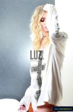 TAYLOR MOMSEN - My Rock Magazine Photoshoot