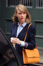 TAYLOR SWIFT Out in New York 3003