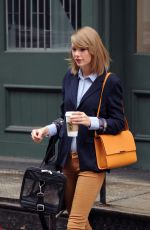 TAYLOR SWIFT Out in New York 3003
