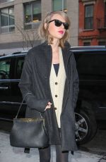 TAYLOR SWIFT Out in New York