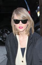 TAYLOR SWIFT Out in New York