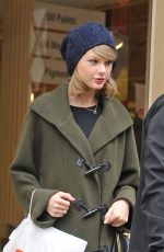 TAYLOR SWIFT Out Shopping in Soho