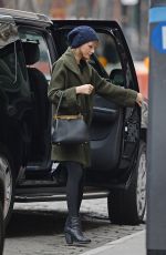 TAYLOR SWIFT Out Shopping in Soho