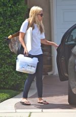 AMANDA BYNES Leaves Her House in Los Angeles