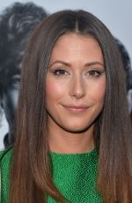 AMANDA CREW at Silicon Valley Premiere in Hollywood