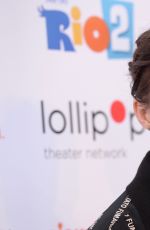 ANNE HATHAWAY at Rio 2 Premiere at Night Under the Stars