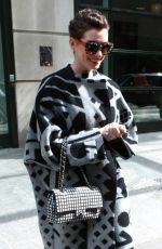 ANNE HATHAWAY Out and About in New York 0804
