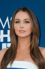 CAMILLA LUDDINGTON at Mom