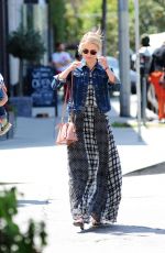 DIANNA AGRON Out for Lunch in Los Angeles