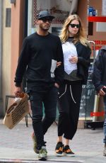 DOUTZEN KROES Out and About in Soho