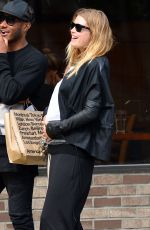 DOUTZEN KROES Out and About in Soho