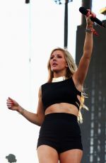 ELLIE GOULDING Prforms at Coachella Festival