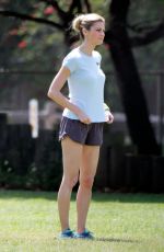 ERIN ANDREWS on the Set of Rrubiotics - One a Day Vitamin Commercial