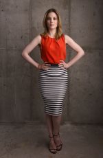GILLIAN JACOBS at Tribeca Film Festival Portrait Studio