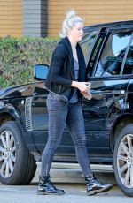 IRELAND BALDWIN Out and Abput in Beverly Hills