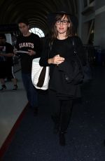 JENNIFER GARNER Arrives at LAX Airport in Los Angeles