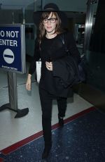 JENNIFER GARNER Arrives at LAX Airport in Los Angeles