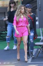 JENNIFER LOPAZ Arrives at American Idol Studio