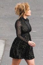 JENNIFER LOPEZ Arrives at American Idol Studio 0904