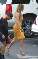 JENNIFER LOPEZ Arrives to American Idol Studio