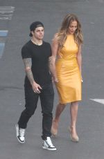 JENNIFER LOPEZ Arrives to American Idol Studio