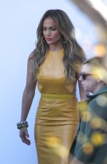 JENNIFER LOPEZ Arrives to American Idol Studio