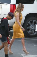 JENNIFER LOPEZ Arrives to American Idol Studio