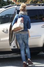 JULIA ROBERTS Out Shopping in Los Angeles