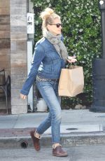 JULIA ROBERTS Out Shopping in Los Angeles
