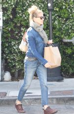 JULIA ROBERTS Out Shopping in Los Angeles