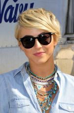JULIANNE HOUGH at Old Navy Oasis at Coachella