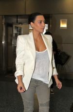 KIM KARDASHIAN Leaves a Photo Studio in Miami