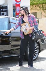 LAURA PREPON Gets Her Mail in Los Feliz