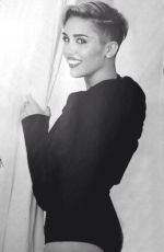 MILEY CYRUS - Fashion Magazine Photoshoot