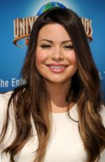 MIRANDA COSGROVE at Minion Mayhem Universal Hollywood