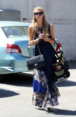 PARIS HILTON Heading to Pilate Class in Los Angeles