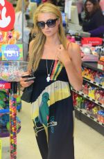 PARIS HILTON Shopping at a Store in Los Angeles