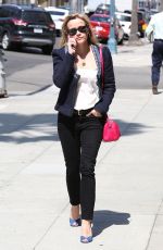 REESE WITHERSPOON Out for Lunch at Bouchon in Beverly Hills