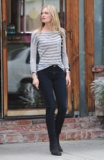 SARA PAXTON Leaves Ken Paves Salon in Los Angeles