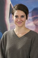 SHAILENE WOODLEY - Divergent Photocall in Madrid