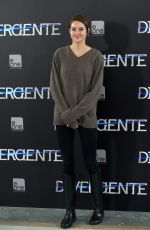SHAILENE WOODLEY - Divergent Photocall in Madrid