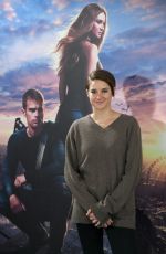 SHAILENE WOODLEY - Divergent Photocall in Madrid