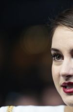 SHAILENE WOODLEY - Divergent Premiere in Berlin