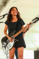 SUSANNA HOFFS at 2014 Stagecoach Festival in Indio