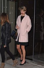 TAYLOR SWIFT and SARAH HYLAND Leaves Koi Restaurant in New York